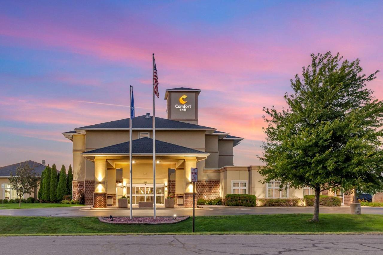 Comfort Inn Plover-Stevens Point Exterior photo